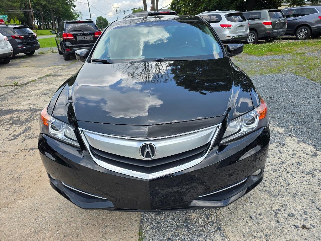 2013 Acura ILX Hybrid Technology's photo