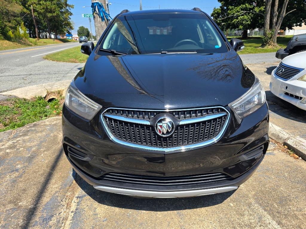 2017 Buick Encore Preferred's photo